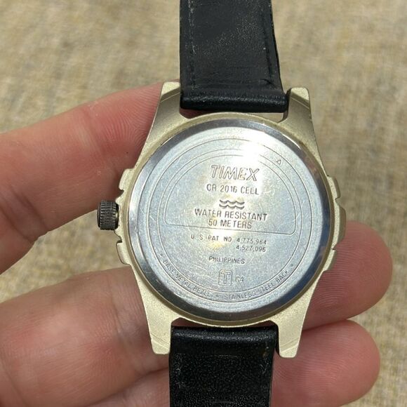 Vintage 1999 Timex Expedition Heineken watch - Picture 2 of 2